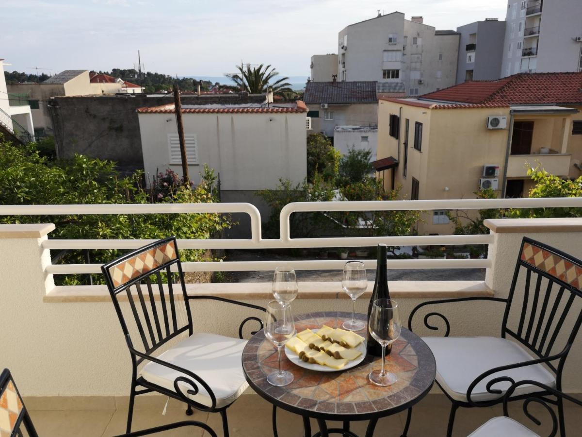 מאקרסקה Apartment Joy מראה חיצוני תמונה